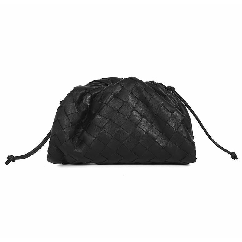 BOTTEGA VENETA Intrecciato 迷你小包斜背包 585852 VCPP1 8803-1