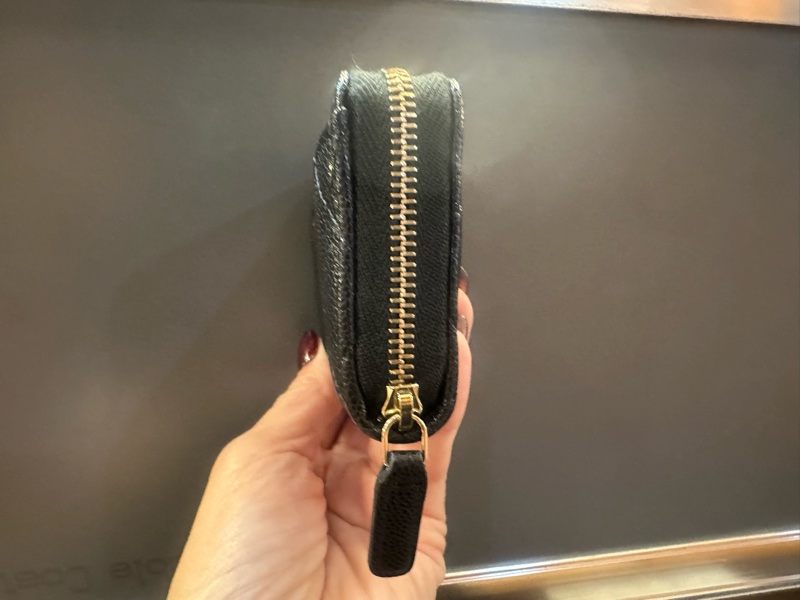 Chanel 黑荔枝牛皮金釦ㄇ拉內零錢袋零錢卡包AP3494-2