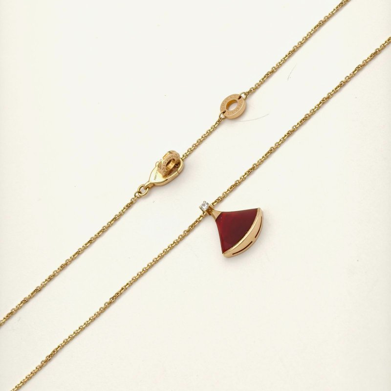 BVLGARI DIVASDREAM紅玉髓單鑽18K金小扇子項鏈18K玫瑰金/鑽石/紅玉髓項鏈玫瑰金鑽石/18K項鍊-4