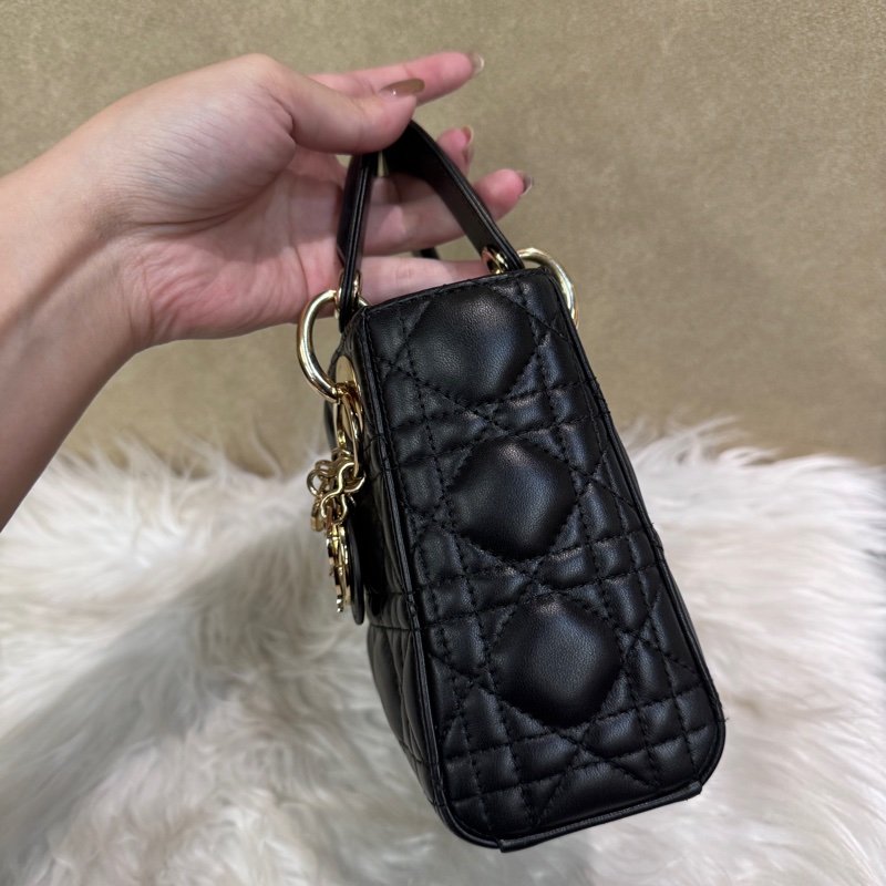 Dior LadyDior 黑羊皮3格迷你黛妃包 今年出專櫃-4