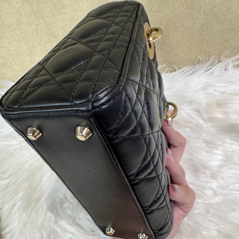 Dior LadyDior 黑羊皮3格迷你黛妃包 今年出專櫃-7