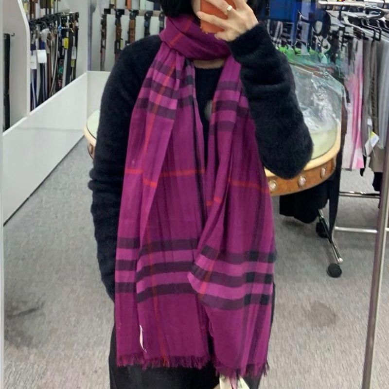Burberry scarf-4