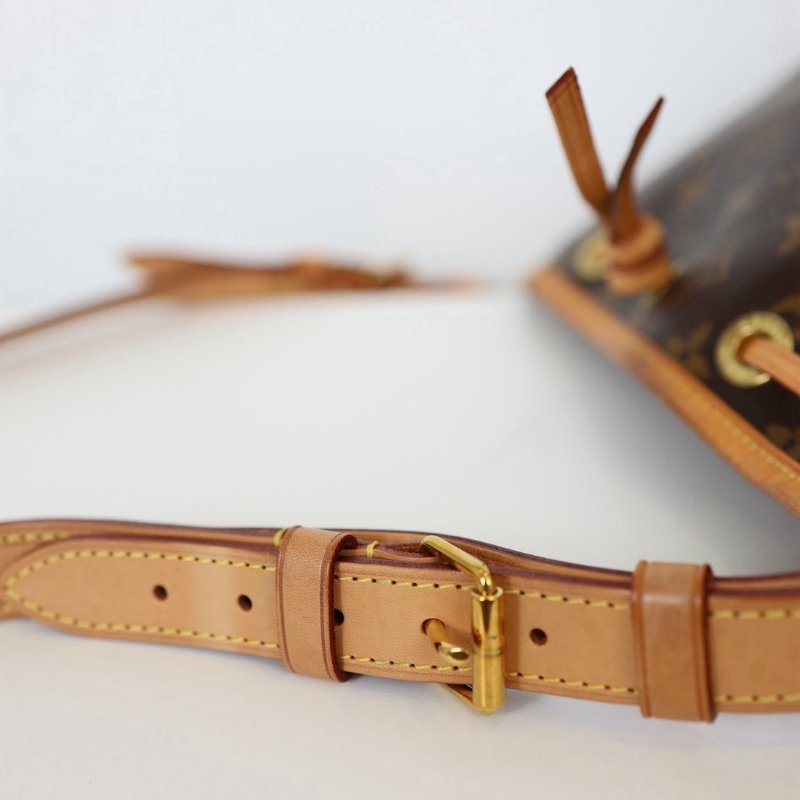 二手Lv Noé BB 經典老花水桶包-16