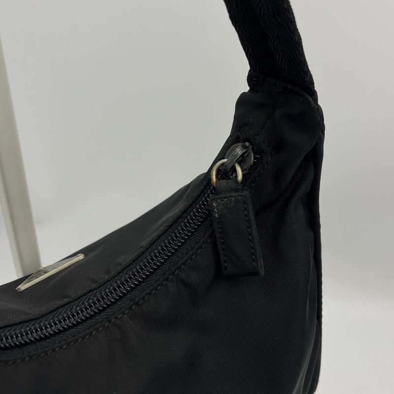 🏷Prada hobo-16