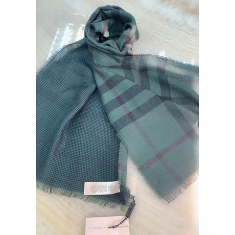 Burberry scarf