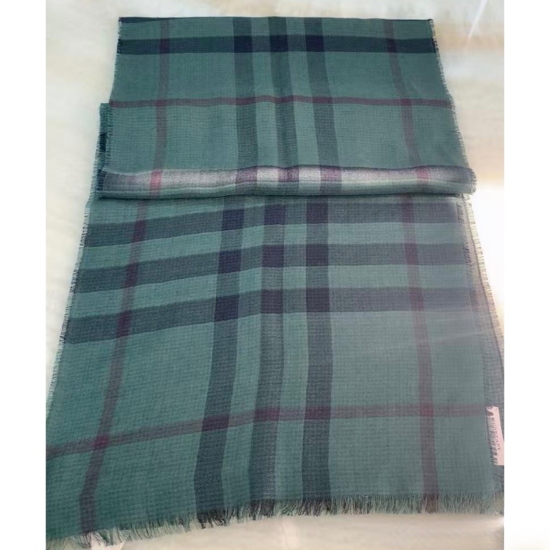 Burberry scarf-1