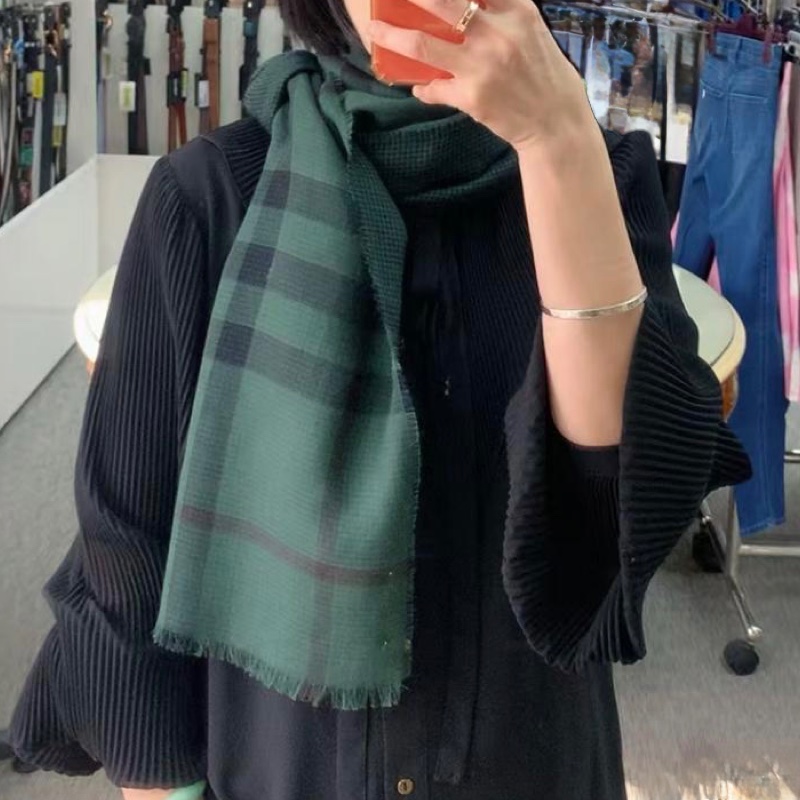 Burberry scarf-4