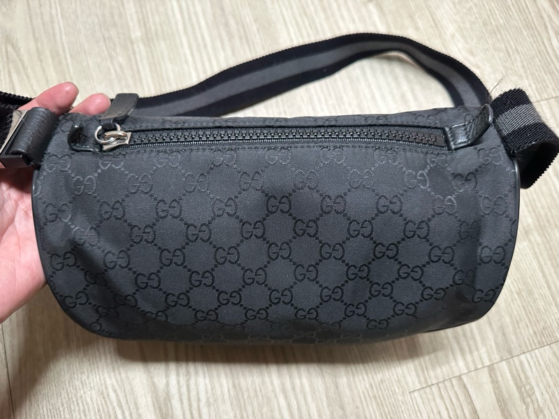 Gucci 胸包-5