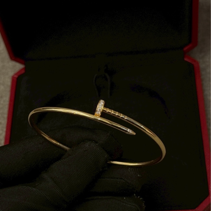 卡地亞半鑽18k金細版釘子手環-4