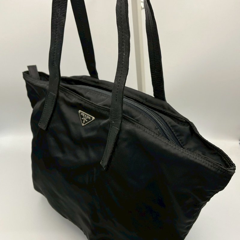 🏷Prada尼龍水餃包-3