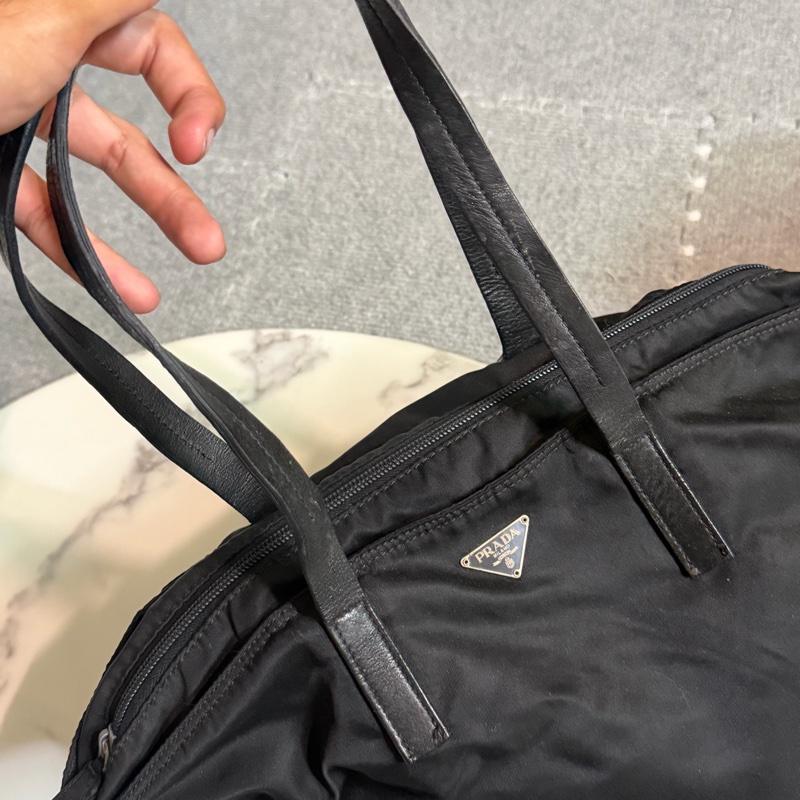 🏷Prada尼龍水餃包-19