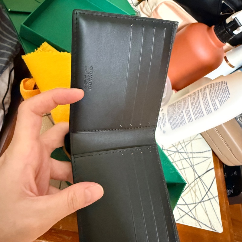 全新Goyard Victoire八卡男用短夾 黑色-1