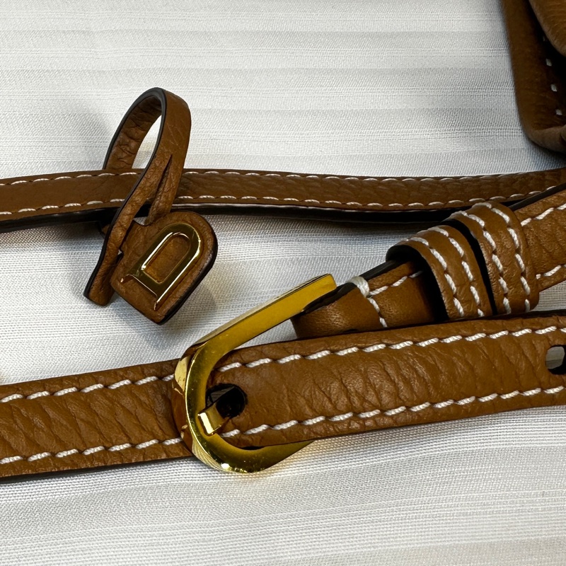 德爾沃/Delvaux Pin Mini Bucket Surpiqué 啡色焦糖色牛皮荔枝皮配手工縫線細節 水桶包 斜背包 21x11x20cm-7