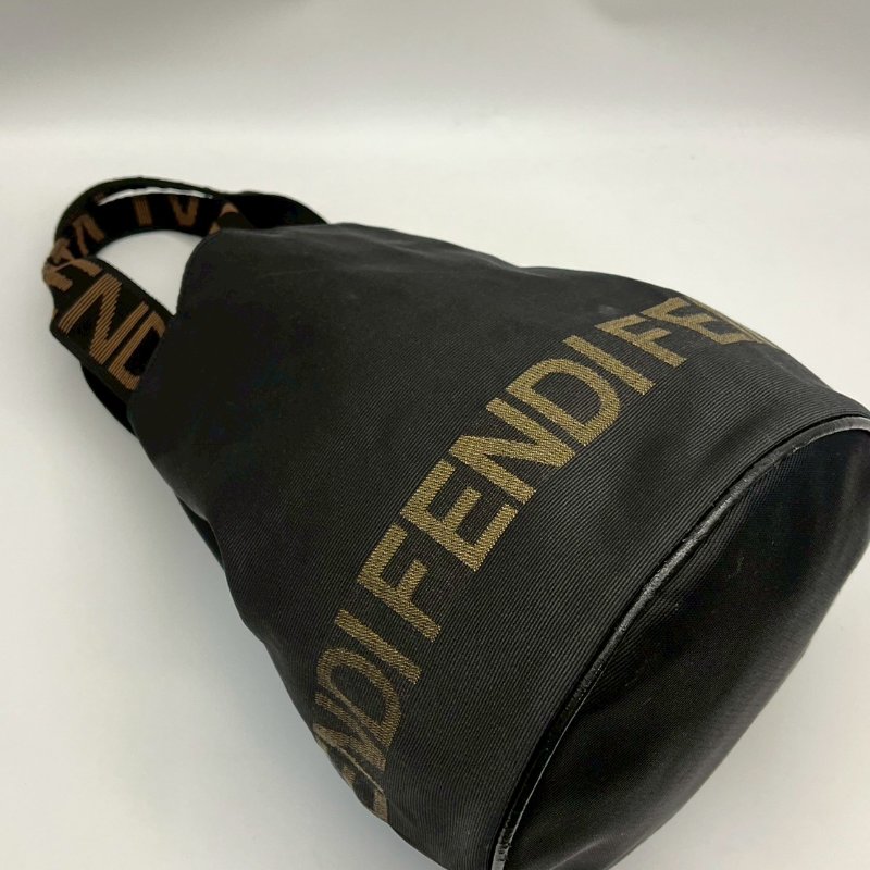 🏷Fendi便當盒包-2