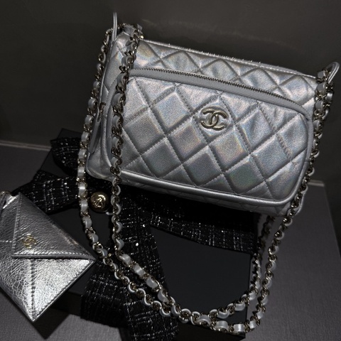 Chanel 相機包雙鏈絕美銀色 細閃銀河🪩party 全新品🌌