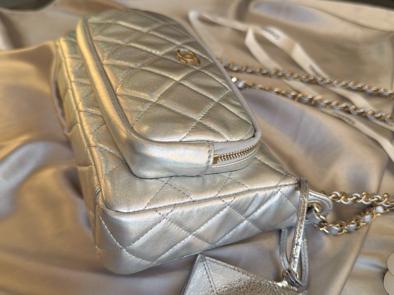 Chanel 幻彩人魚姬🦋銀silver相機包-5