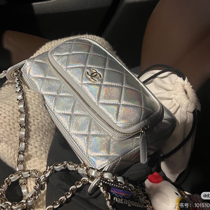 Chanel 幻彩人魚姬🦋銀silver相機包-8