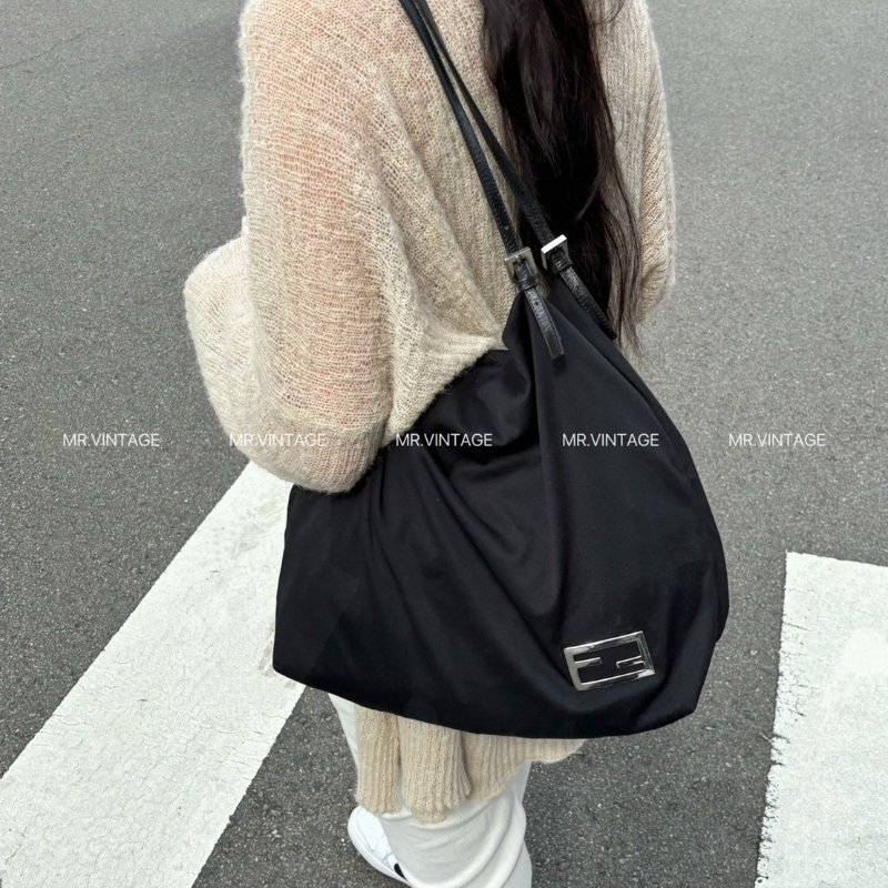 🏷Fendi單肩包-0