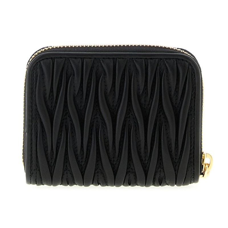 【MIU MIU】Matelasse 羊皮 拉鍊 零錢包 卡夾 皮夾 短夾 黑色 5MM268-4