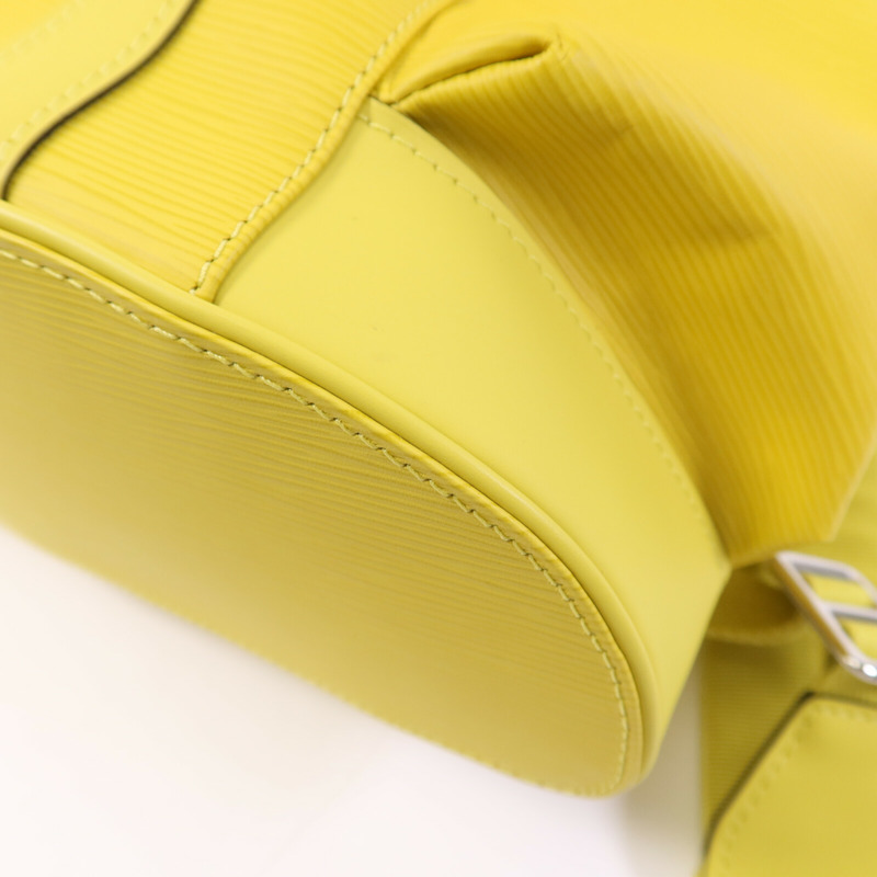 LOUIS VUITTON Epi Christopher MM銀扣背包-9