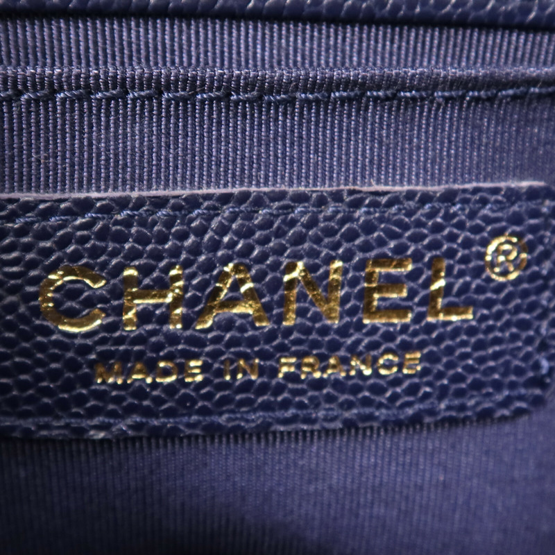 CHANEL 牛皮皮革Boy 20金扣鏈帶肩背袋-6