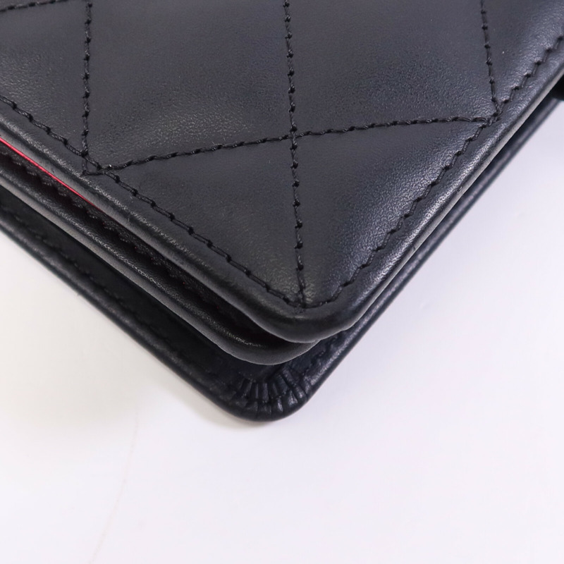 CHANEL 牛皮皮革Cambon Wallet銀扣錢包-9