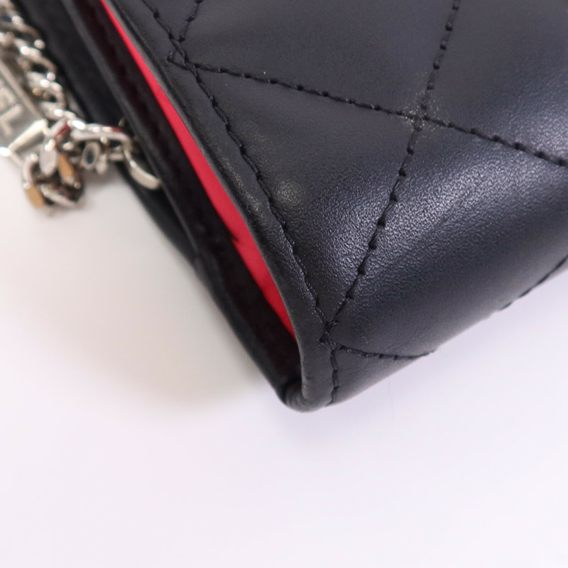 CHANEL 牛皮皮革Cambon Wallet銀扣錢包-12