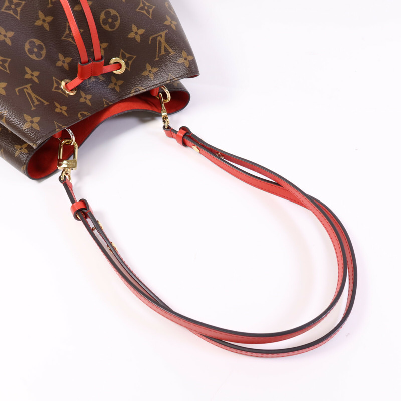 LOUIS VUITTON Monogram Neo Noe Bucket Bag金扣肩背袋-9