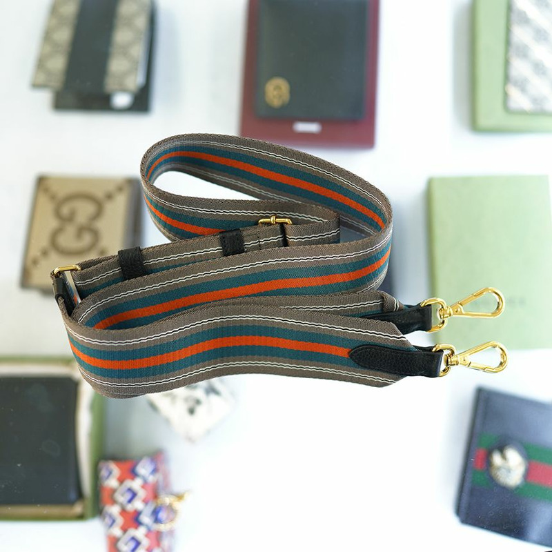 PRADA 女士斜背相機包 黑色皮革 1BH096 2E8K F0002-5