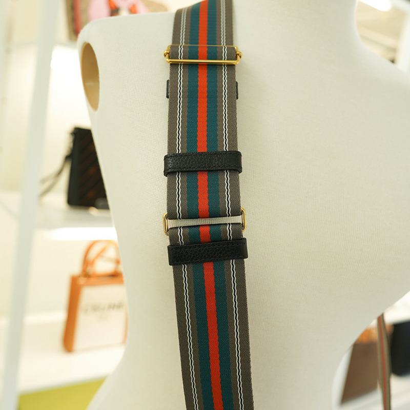 PRADA 女士斜背相機包 黑色皮革 1BH096 2E8K F0002-9