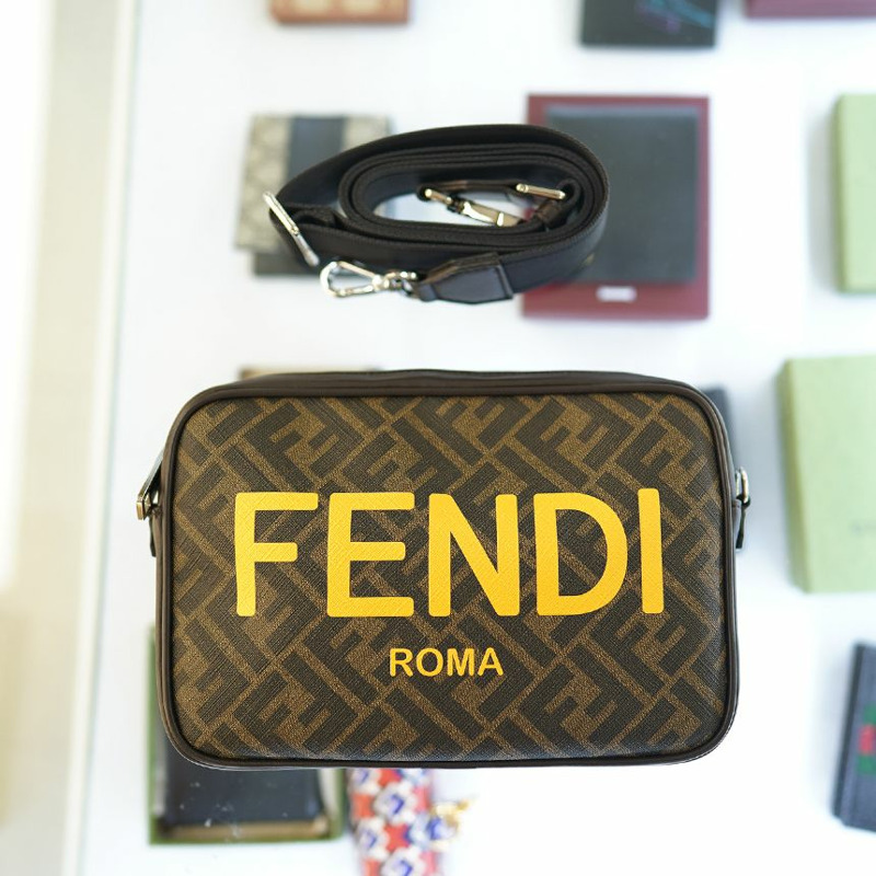 FENDI 棕色布藝皮革斜背包 男女通用 7M0286 AJJ4-5