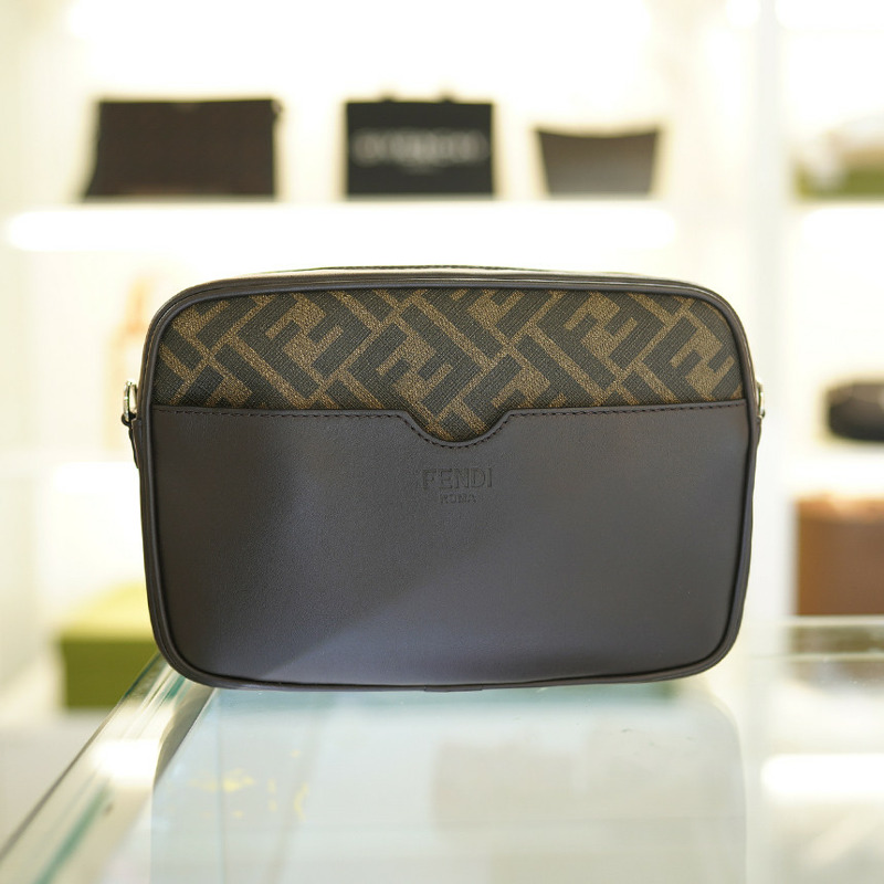 FENDI 棕色布藝皮革斜背包 男女通用 7M0286 AJJ4-14