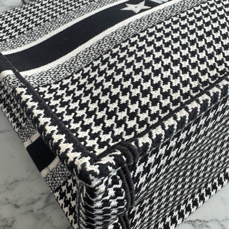 Dior黑白千鳥格托特包  最經典必買的托特包❤️-8