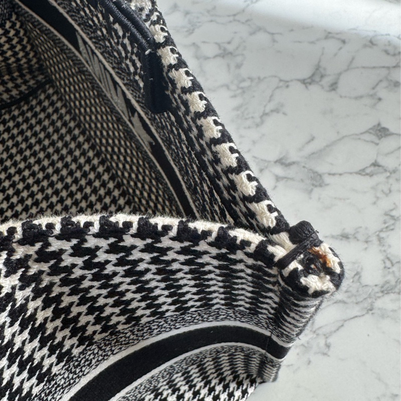 Dior黑白千鳥格托特包  最經典必買的托特包❤️-12