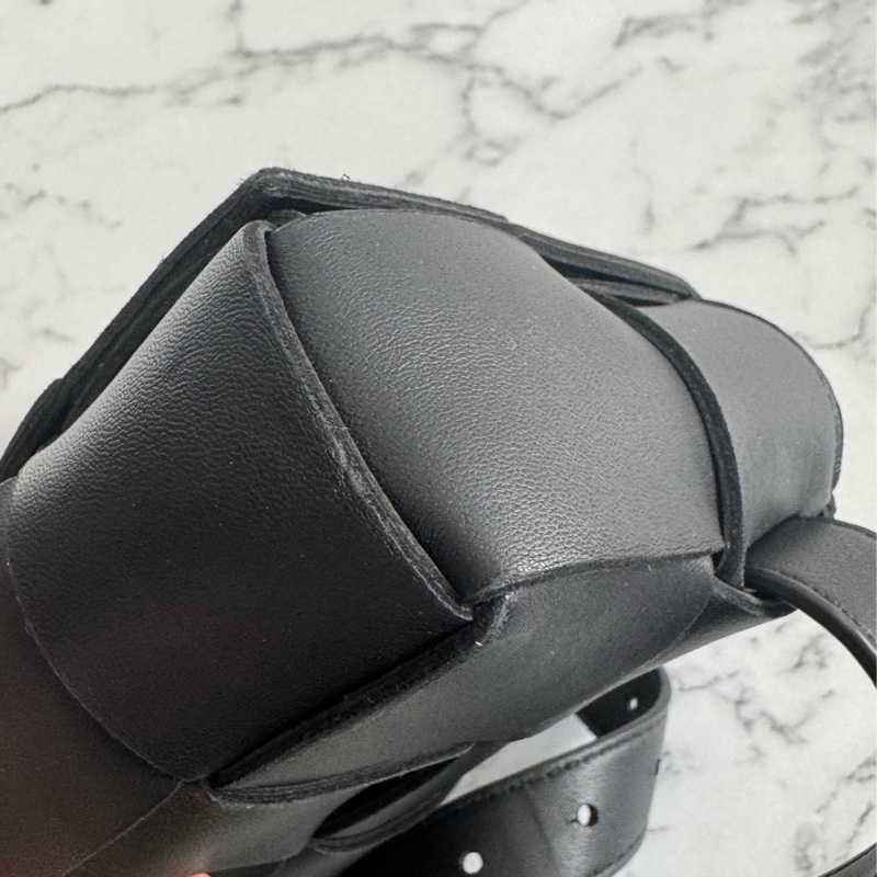 黑色編織4*2腰包/胸包  超甜的bv包-10