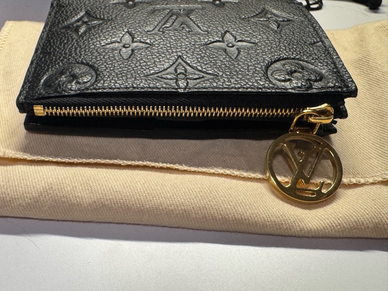 Louis Vuitton Lisa 錢包 M83365-15