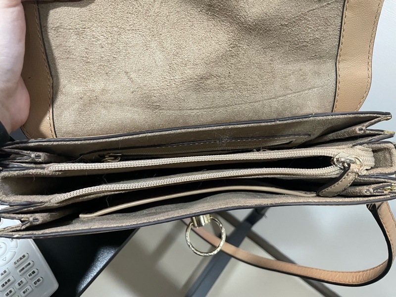 🔥MK肩背包 超百搭💗/只背兩次但有壓痕 商品狀態好-2