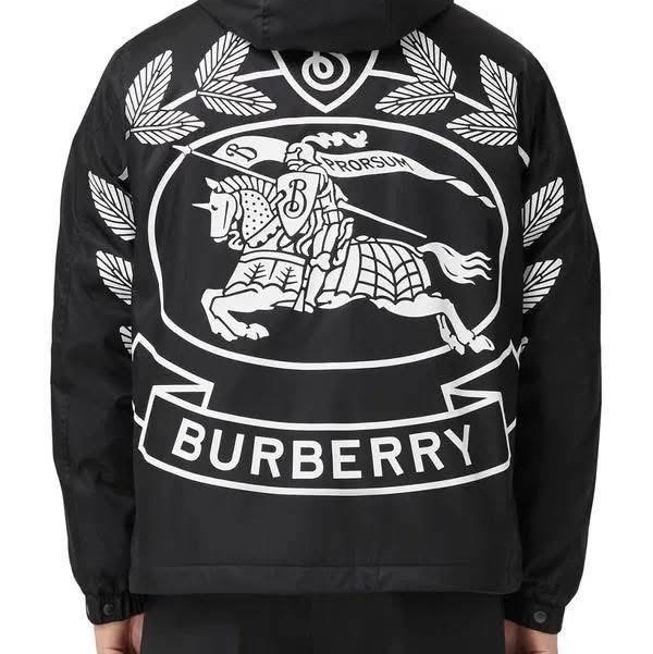 BURBERRY英國男款馬術騎士印花尼龍連帽外套S-0