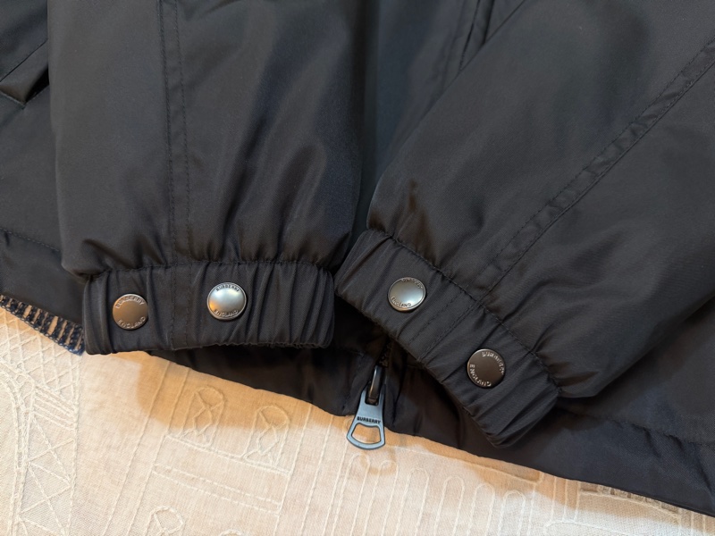 BURBERRY英國男款馬術騎士印花尼龍連帽外套S-5