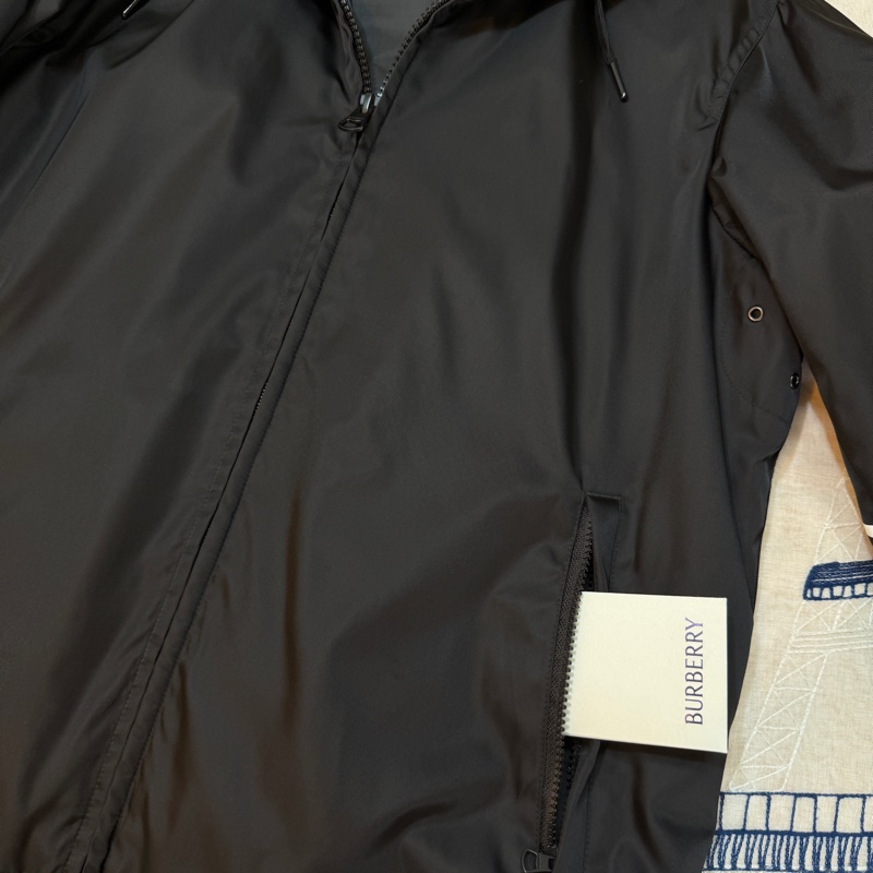 BURBERRY英國男款馬術騎士印花尼龍連帽外套S-7