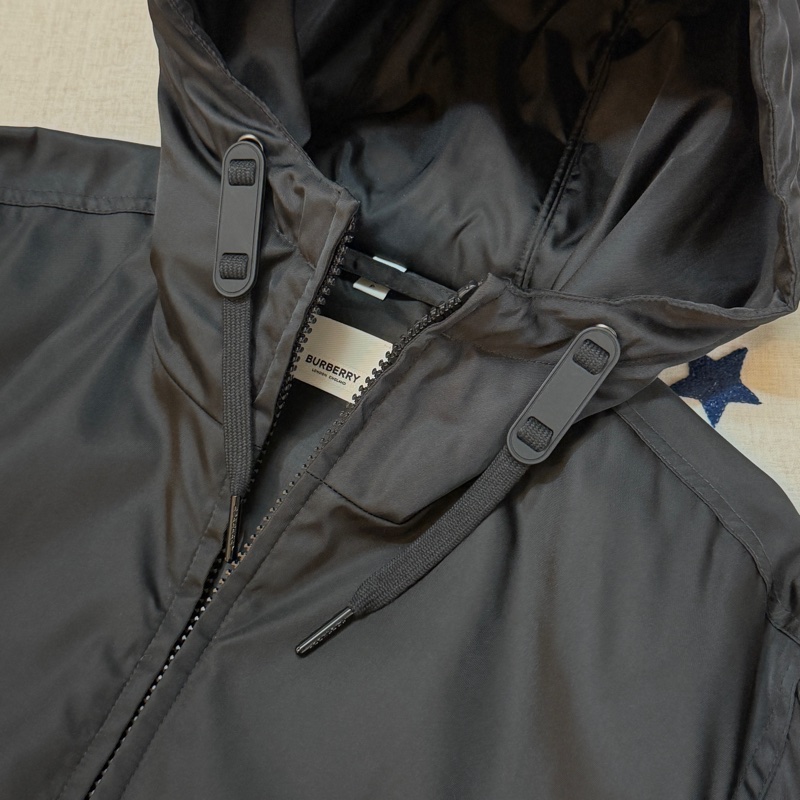BURBERRY英國男款馬術騎士印花尼龍連帽外套S-9