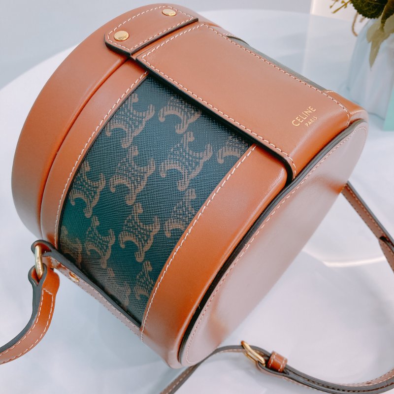 MS0412 Celine 塞琳 鼓型 化妝箱包 調節斜背 翻蓋 金扣Tambour Medium Triomphe Canvas Brown Monogram x GHW-7