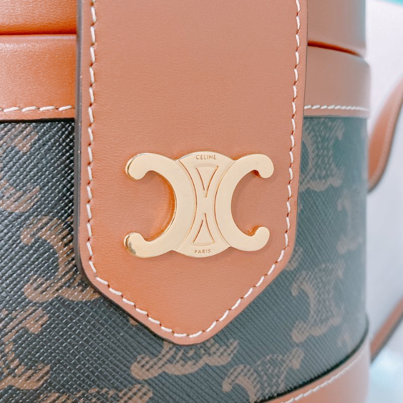 MS0412 Celine 塞琳 鼓型 化妝箱包 調節斜背 翻蓋 金扣Tambour Medium Triomphe Canvas Brown Monogram x GHW-12