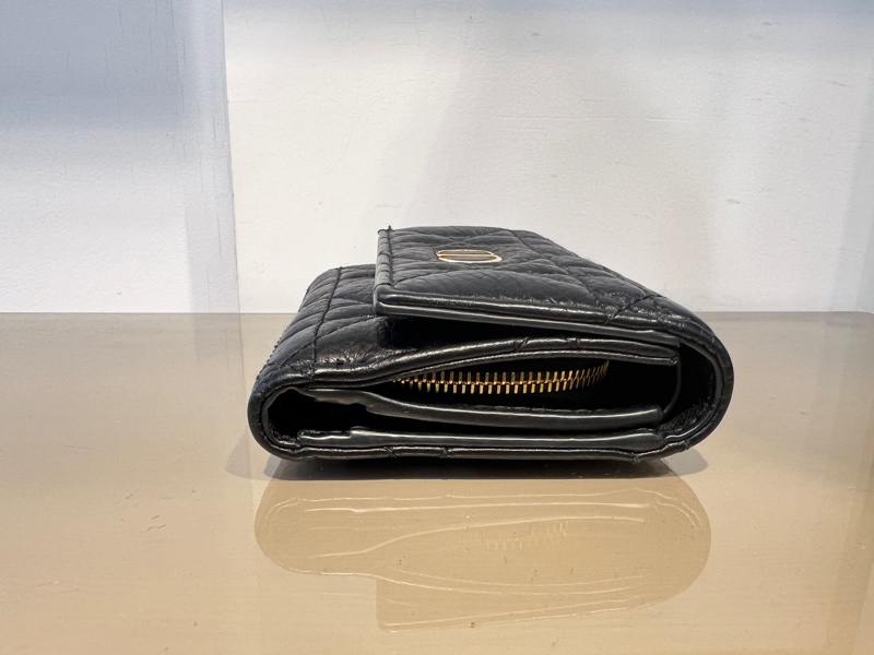 Dior 黑牛皮騰格紋Caro Hibiscus L zip金釦3折短夾-3