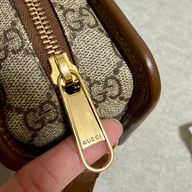 近全新‼️GUCCI 658572 經典棕色老花 INTERLOCKING G系列帆布迷你斜背包 相機包-3