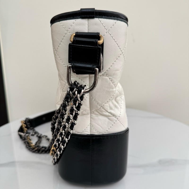 JK國際二手精品✨ Chanel流浪包熊貓中號-4