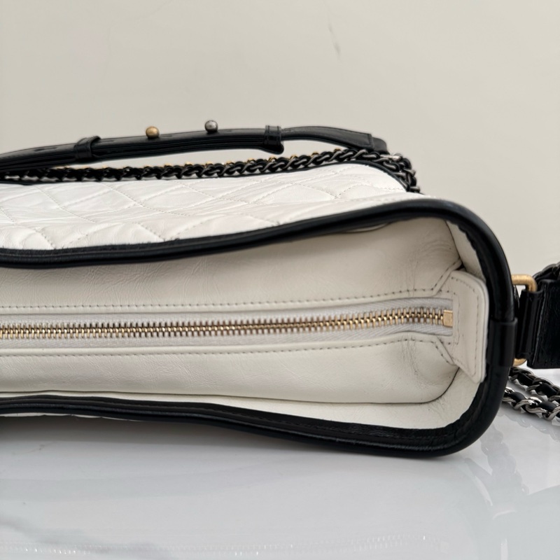 JK國際二手精品✨ Chanel流浪包熊貓中號-10