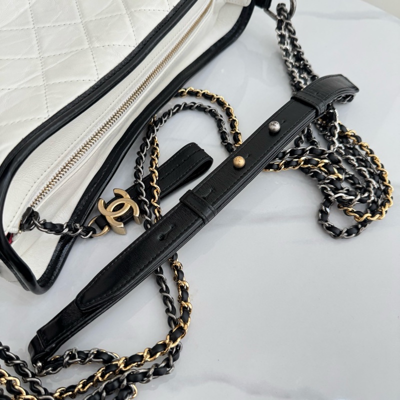 JK國際二手精品✨ Chanel流浪包熊貓中號-14