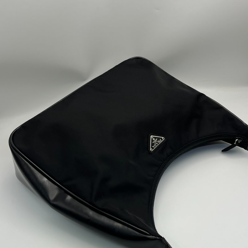 🏷Prada hobo皮革拼接-1