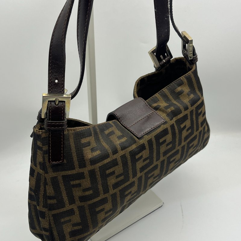 🏷Fendi老花法棍包-7